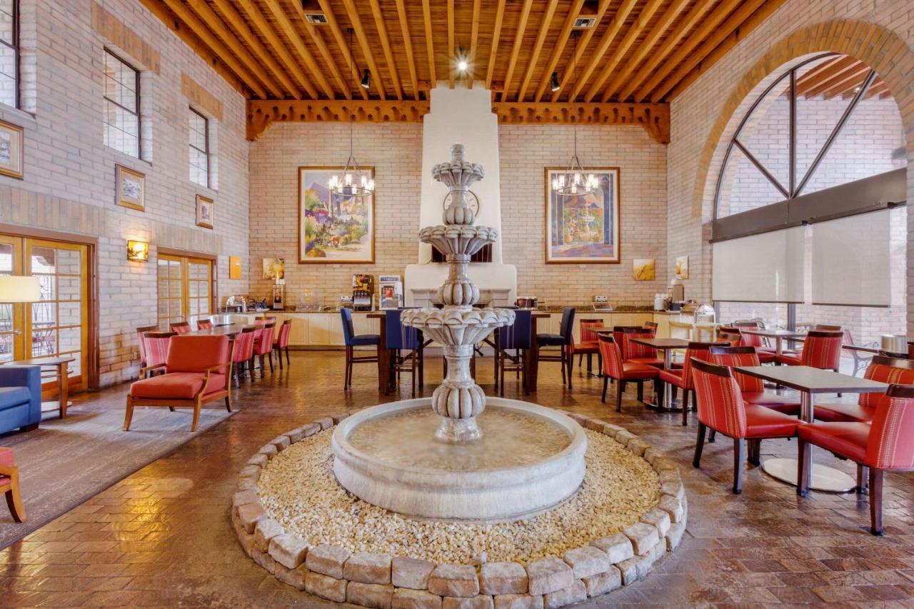 Comfort Suites At Sabino Canyon Тусон Экстерьер фото