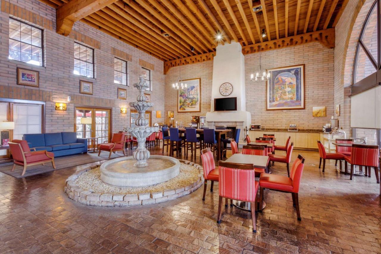 Comfort Suites At Sabino Canyon Тусон Экстерьер фото