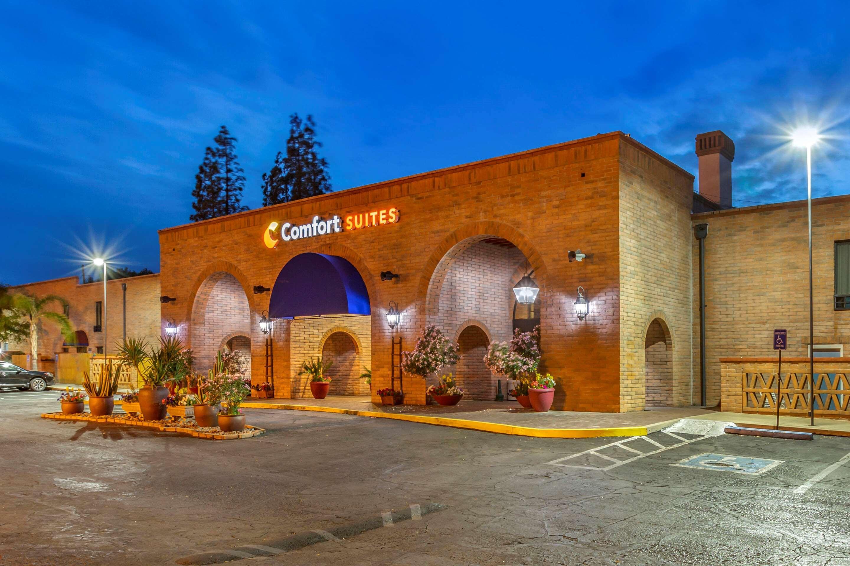 Comfort Suites At Sabino Canyon Тусон Экстерьер фото
