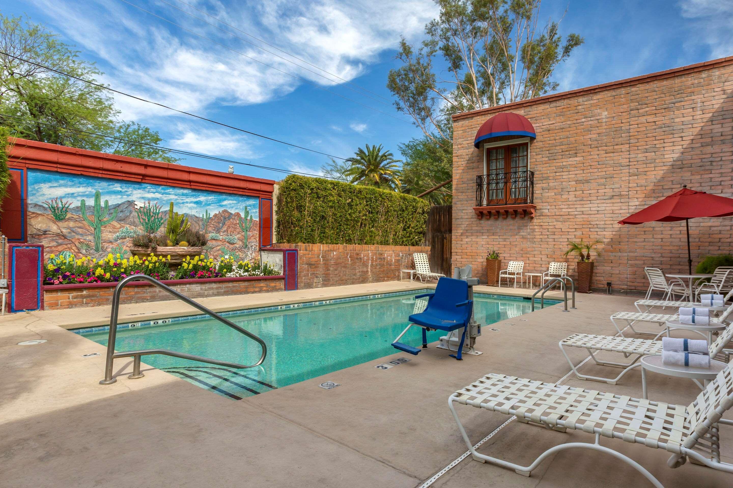 Comfort Suites At Sabino Canyon Тусон Экстерьер фото