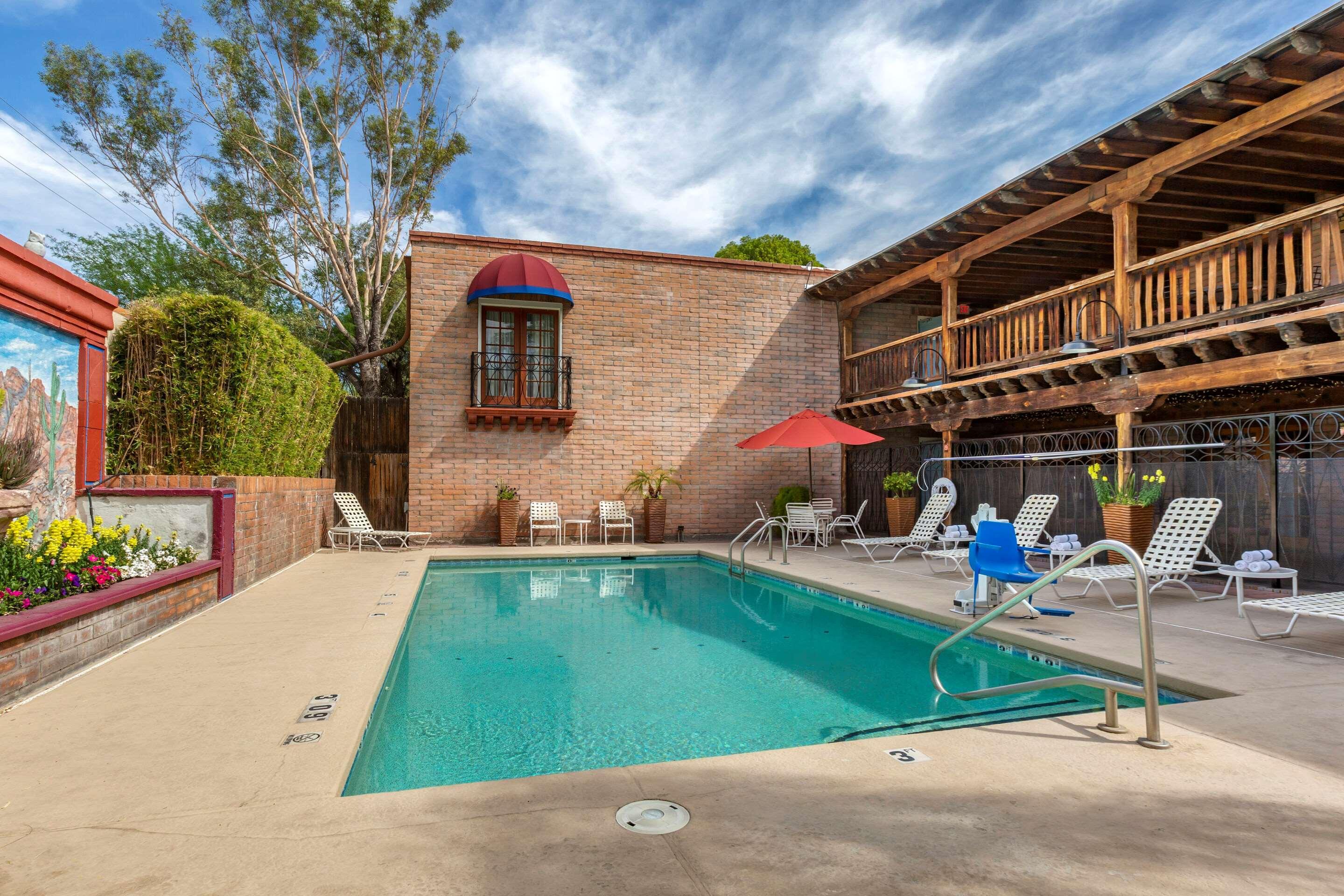 Comfort Suites At Sabino Canyon Тусон Экстерьер фото